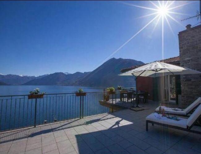 Luxury Penthouse With Big Terrace Apartamento Argegno Exterior foto