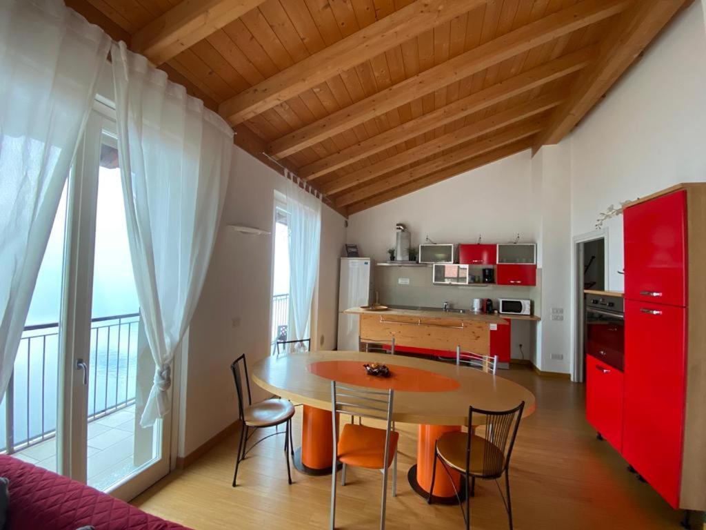 Luxury Penthouse With Big Terrace Apartamento Argegno Exterior foto
